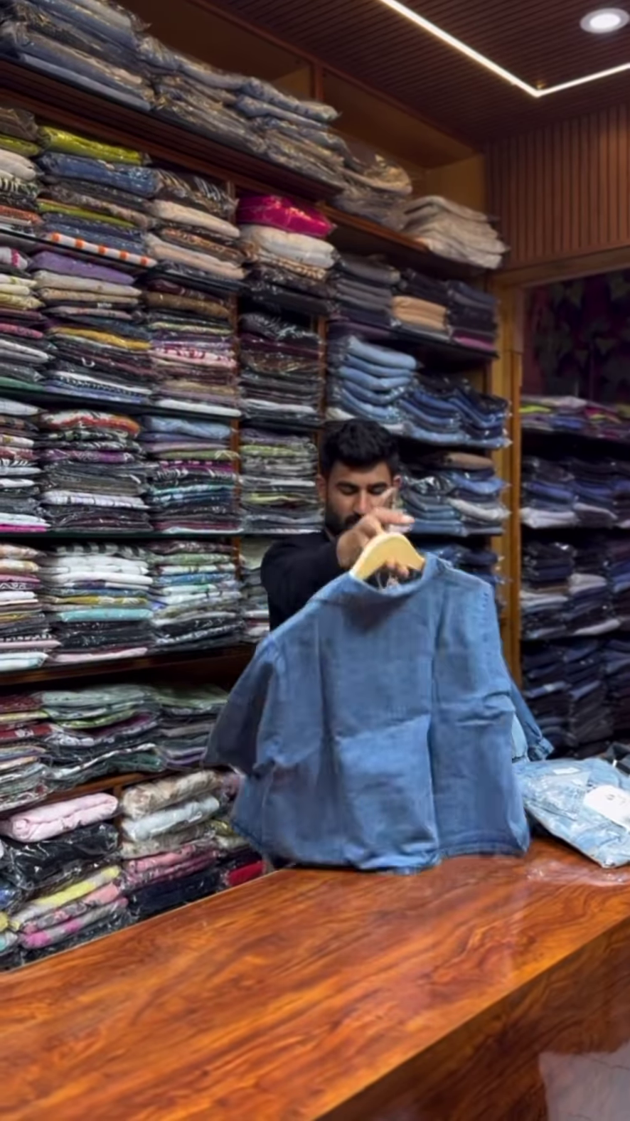 Classic Denim Button-Down Shirt with Chest Pocket and Long Sleeves for Men
