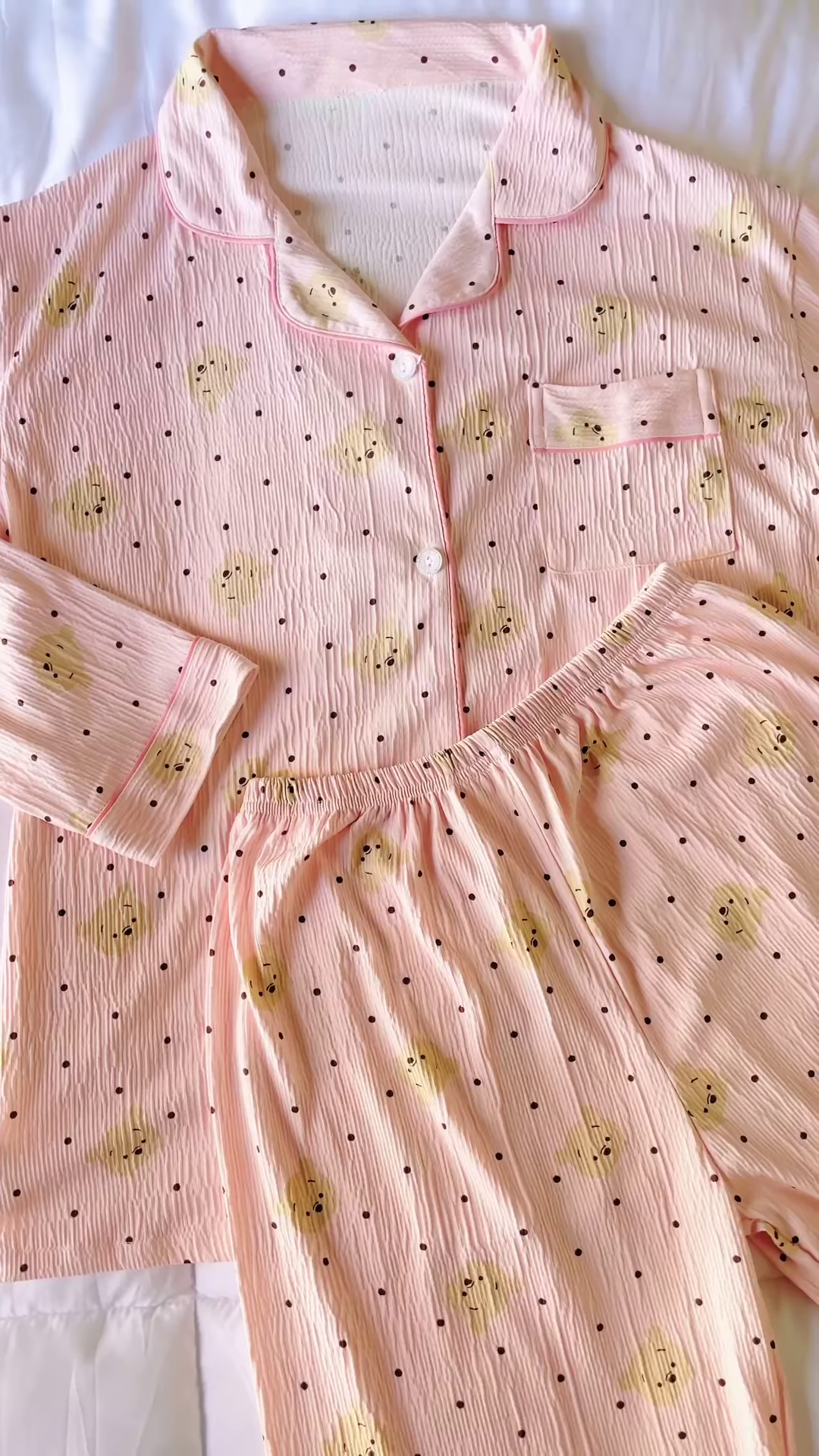 Comfortable Women’s Heart Print Long Sleeve Pajama Set with Contrast Piping