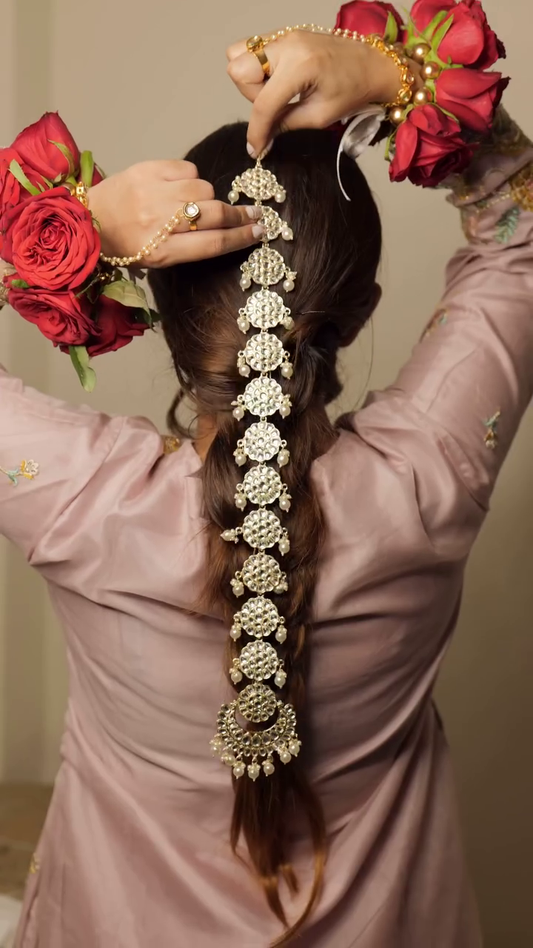 Elegant Bridal Hair Accessory (Matha Patti/Jhoomar) with Intricate Gold-Toned and Pearl Detailing