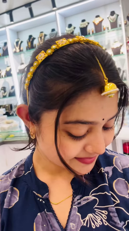 Elegant Gold-Toned Matha Patti with Kundan and Pearl Detailing for Women