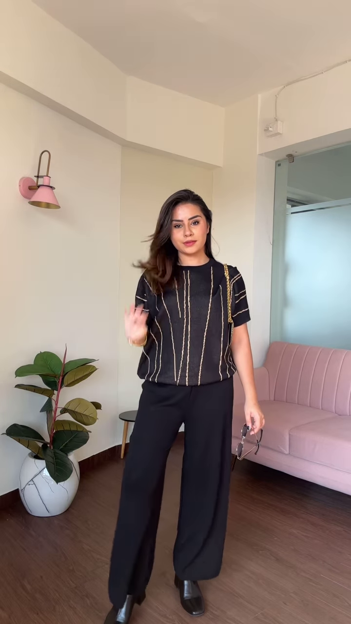 Chic Knit Co-ord Set with Vertical Stripe Detail and Wide-Leg Pants