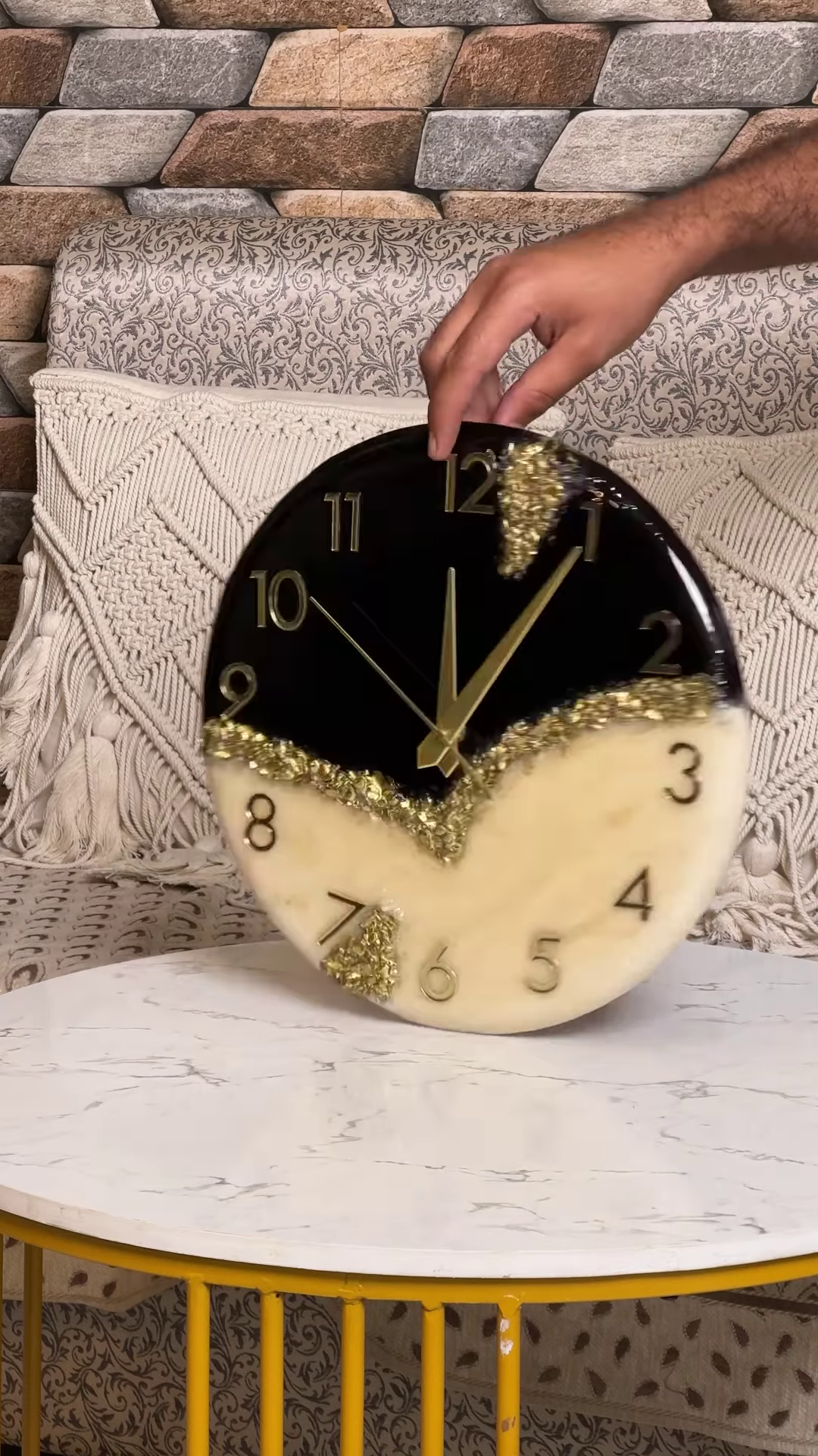Artistic Resin Wall Clock with Abstract Color Blocking and Metallic Accents