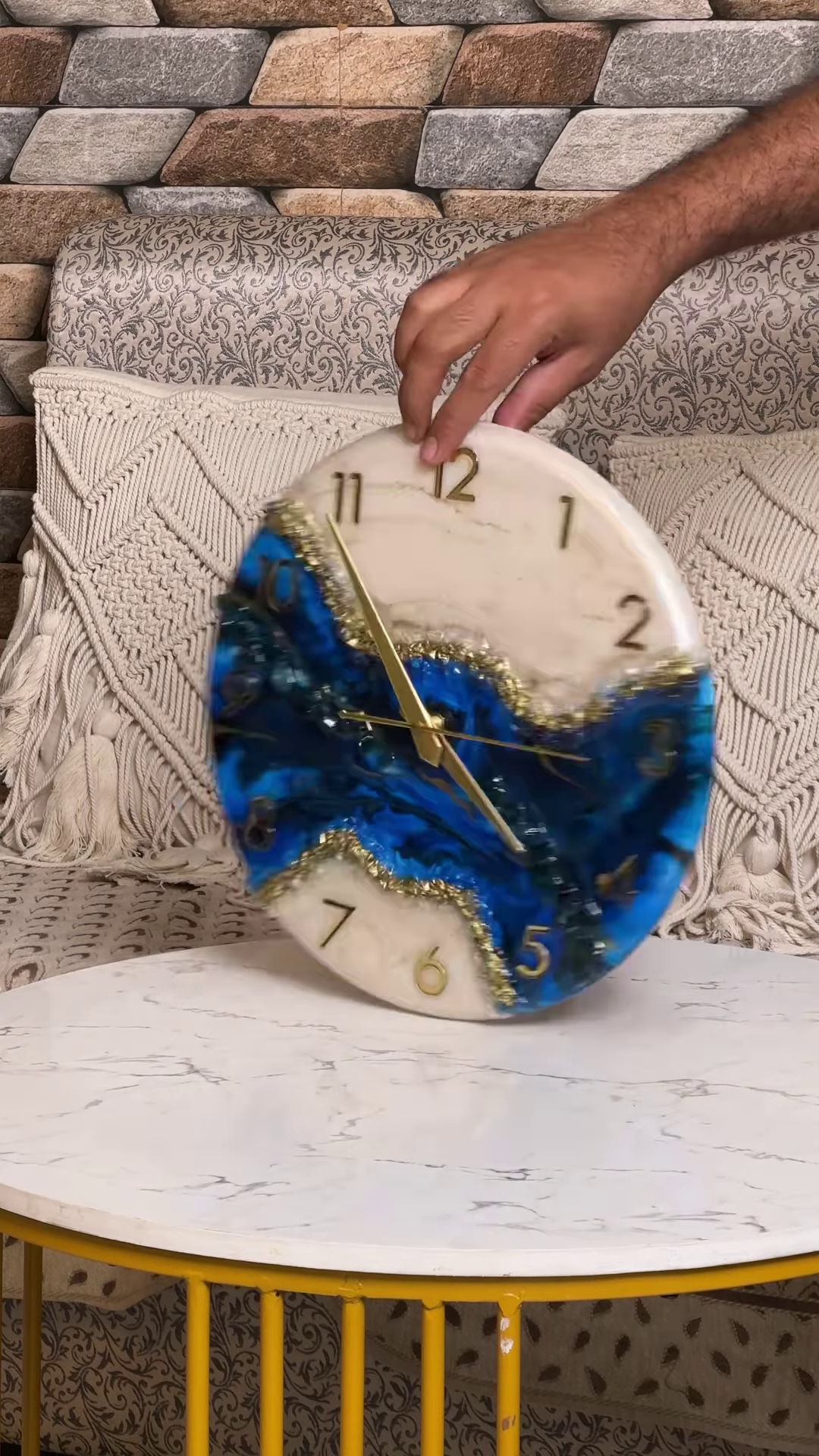 Artistic Resin Wall Clock with Abstract Color Blocking and Metallic Accents
