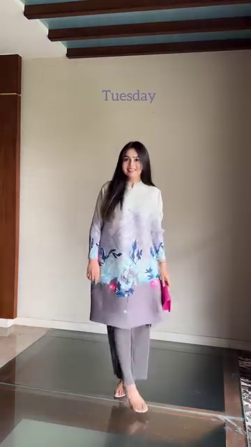 Pleated Wide-Leg Pants & Oversized Top