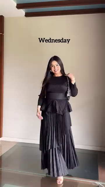 Pleated Wide-Leg Pants & Oversized Top