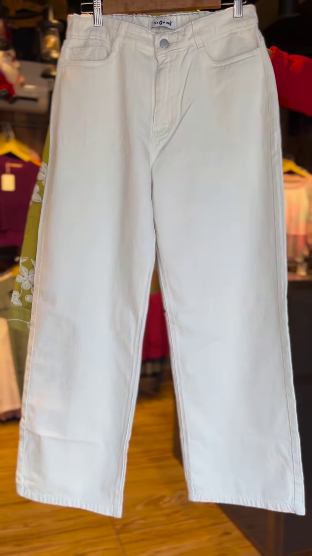 Elegant Olive Green Floral Embroidered Shirt & White Trousers Co-ord Set – Chic Women’s Resort Wear