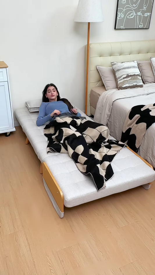 “Urban Comfort: Convertible Lounge for Effortless Relaxation”
