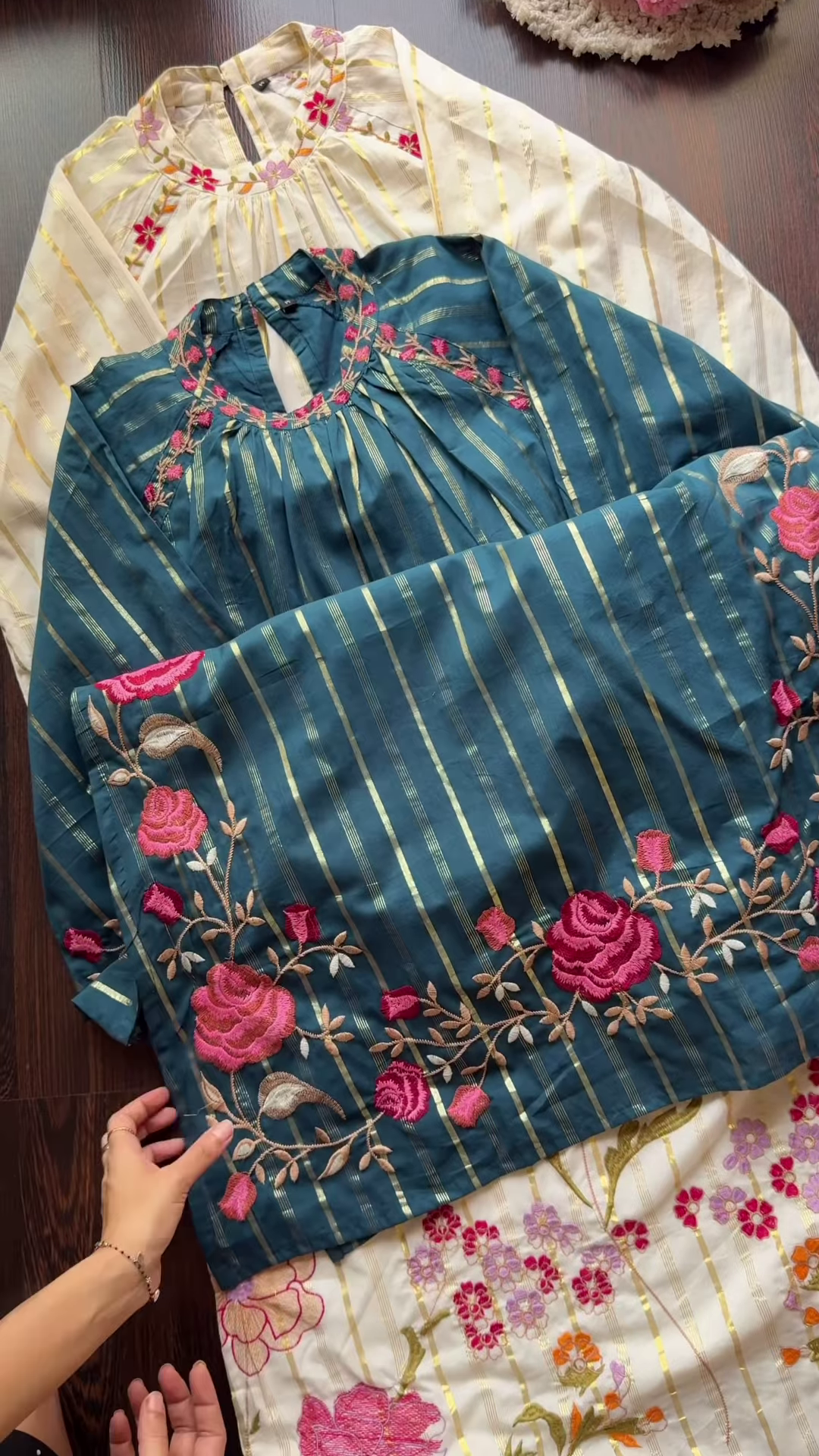 Embroidered Kurta Trio with Gold Stripes – Floral Neckline Ethnicwear in Green, Blue & White