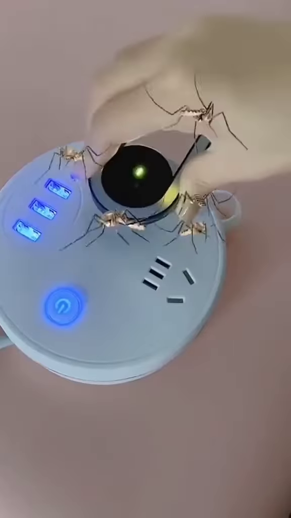🌟 Zap in Style – The Sleek Mosquito Slayer! 🌟