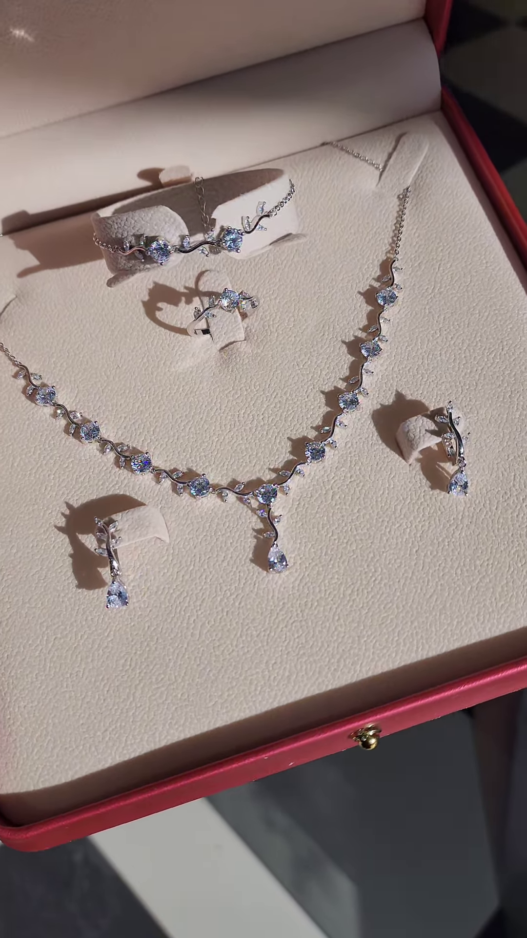 Elegant Silver-Tone Crystal Jewelry Set with Necklace, Earrings, Ring, and Bracelet – Bridal & Party Wear