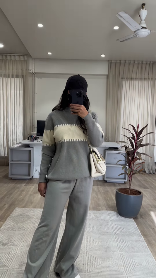 Cozy Women’s Gray Knit Lounge Set with Striped Detail and Wide-Leg Pants