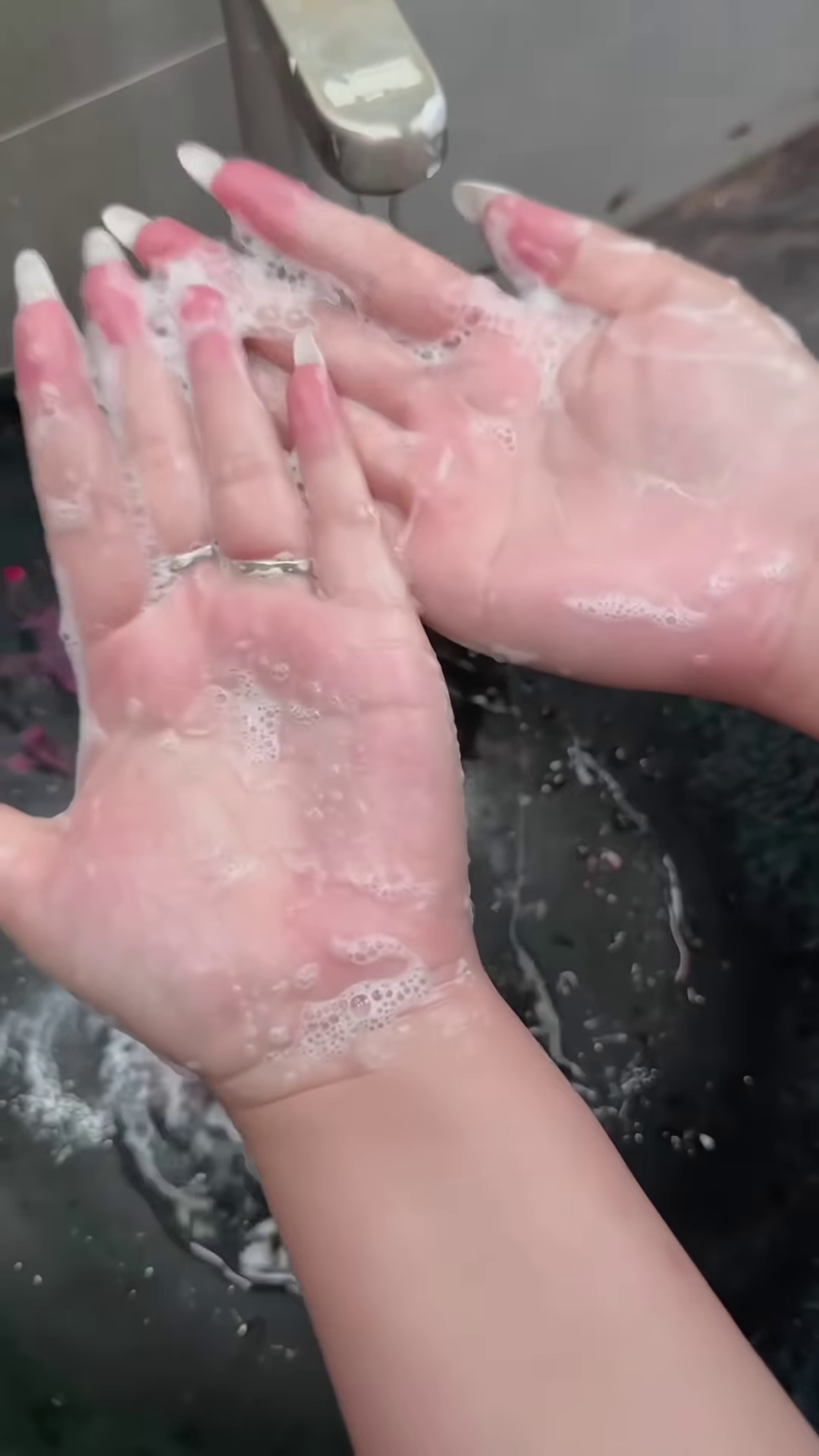 Convenient Disposable Paper Soap Sheets for Travel and On-the-Go Handwashing