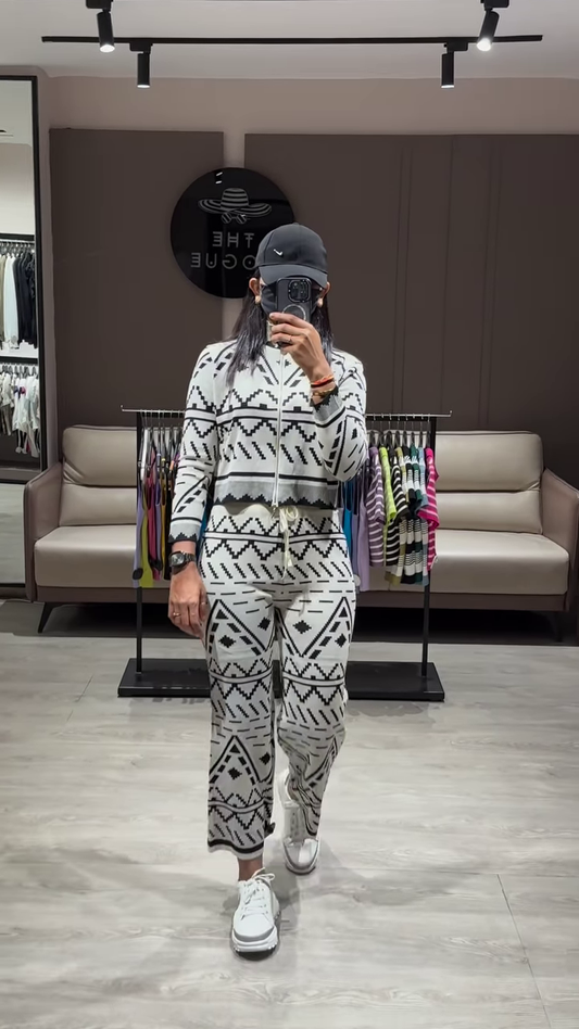 Color Block Knit Sweater and Comfortable Black Pants Lounge Set