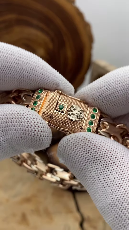 Bold Gold-Toned Link Bracelet with Unique Interlocking Design
